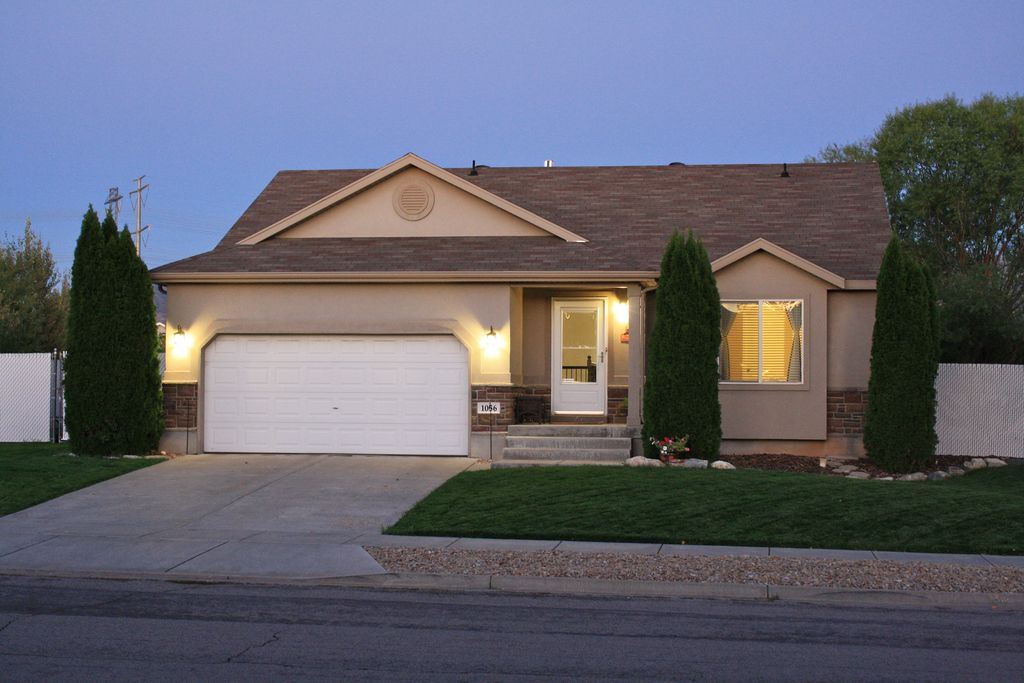 1056 N 3450 W, Layton, UT 84041