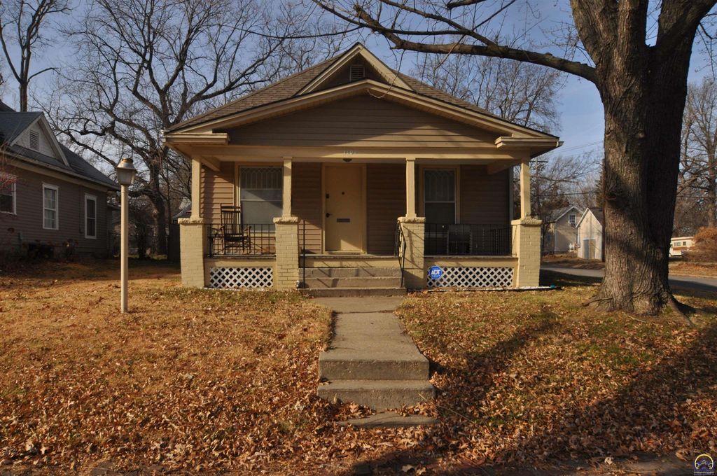 1101 SW Plass Ave, Topeka, KS 66604 Trulia