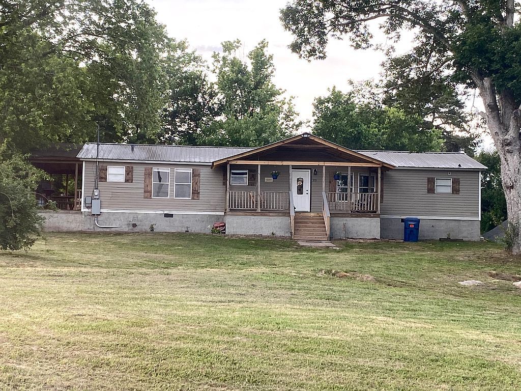 554 County Road 789, Ider, AL 35981