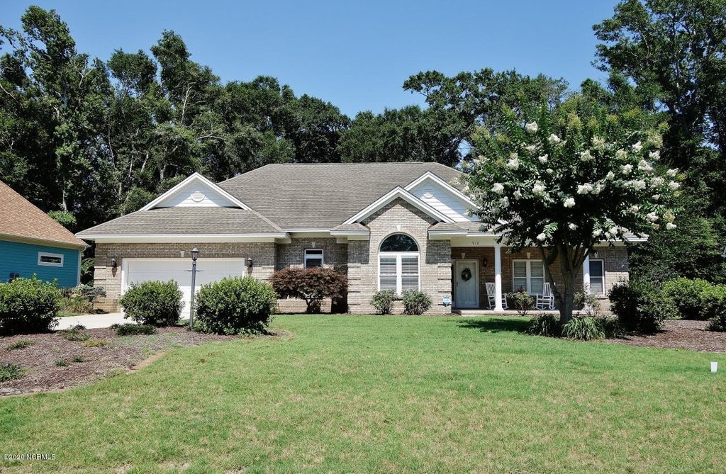 918 Oyster Pointe Dr, Sunset Beach, NC 3 Bed, 2 Bath SingleFamily