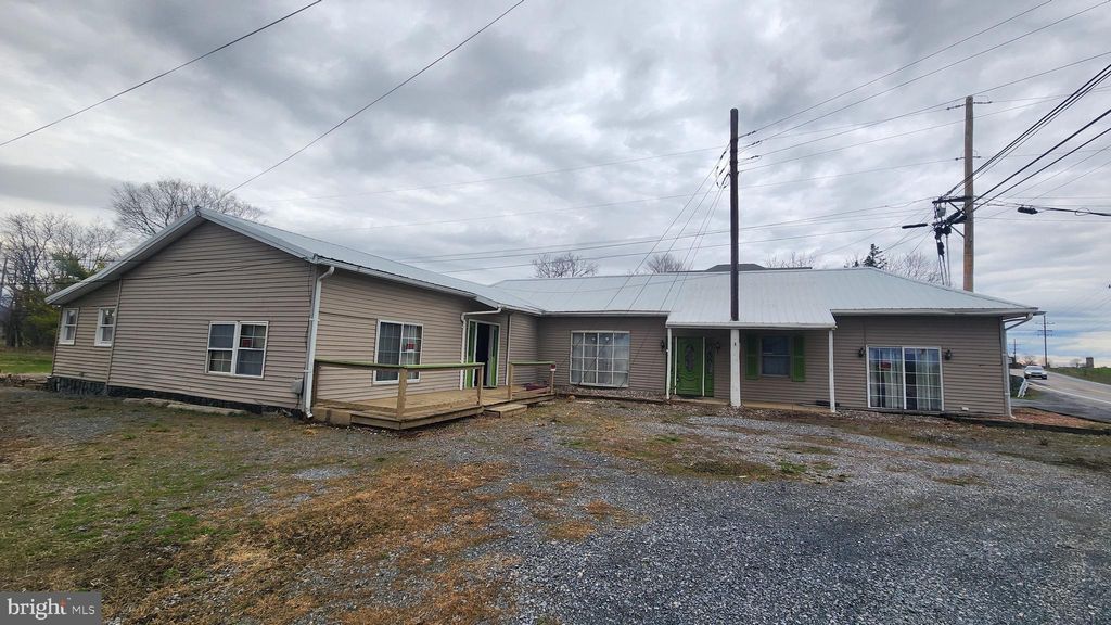 1290312911 Williamsport Pike, Greencastle, PA 17225 SingleFamily Home