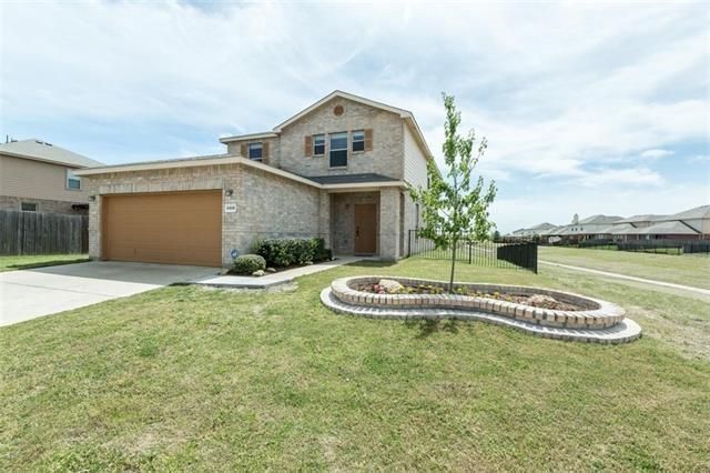 6008 Mountain Robin Ct, Fort Worth, TX 76244