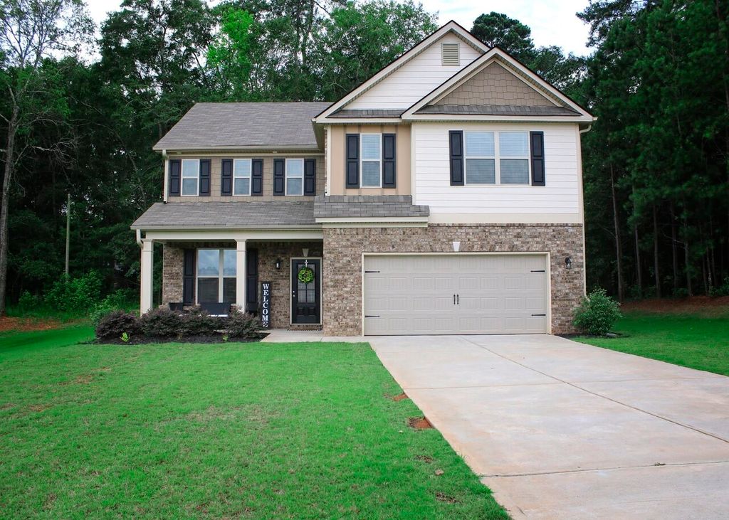 1122 Abundance Dr, Locust Grove, GA 30248