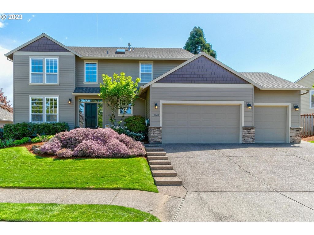 12288 SE Imperial Crest St, Happy Valley, OR 97086