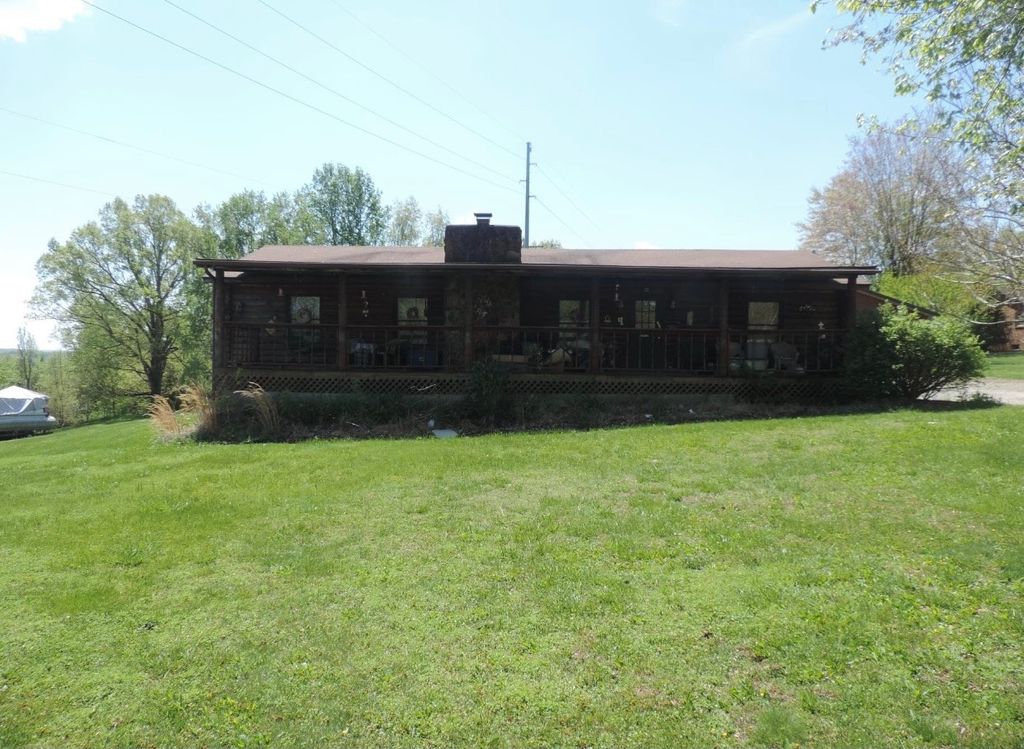 412 Willis Dr, Powderly, KY 42367