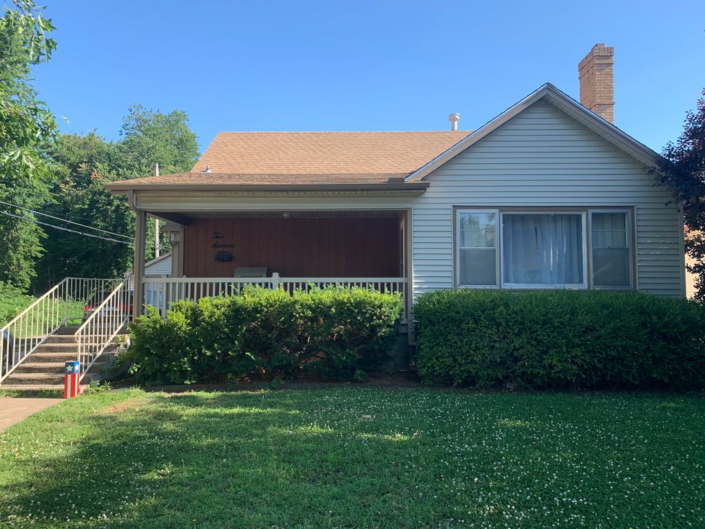 216 W Washington St, Lyons, KS 67554 Trulia