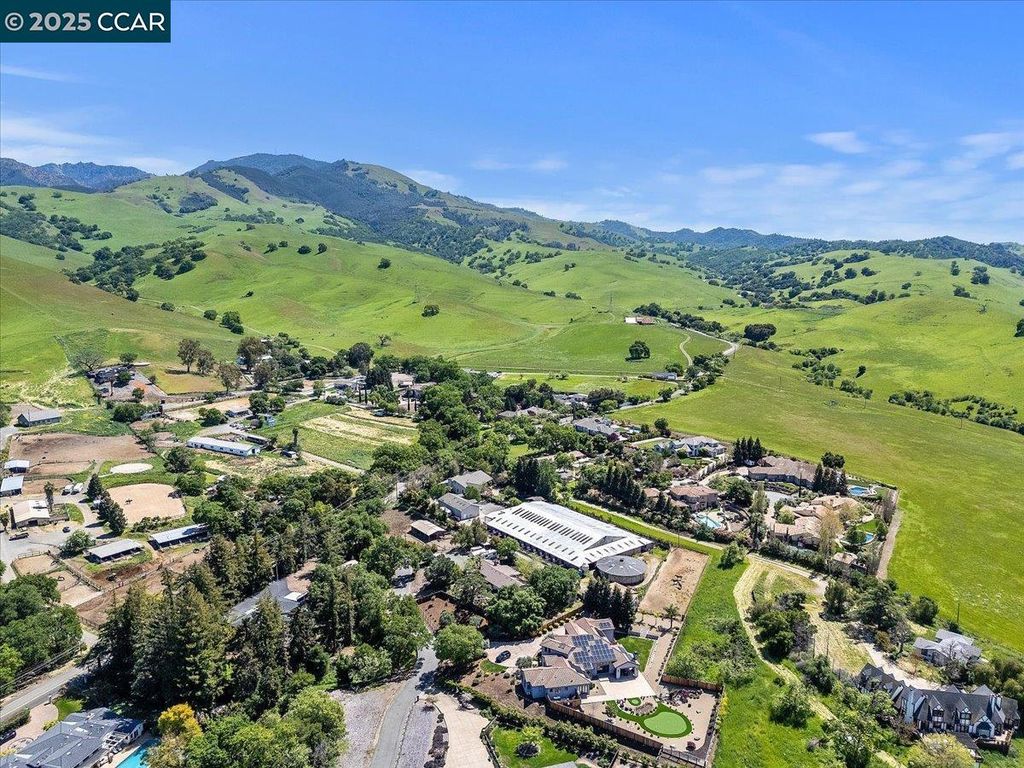 Northgate Mall Walking Company Alderwood Mall 1101 N Gate Rd