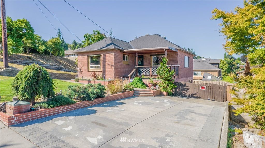 3320 Kromer Ave, Everett, WA 98201