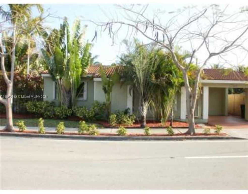 1760 NE 13th St, Fort Lauderdale, FL 33304