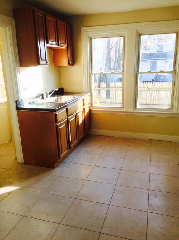 965 Sherman Ave #1, New Haven, CT 06511