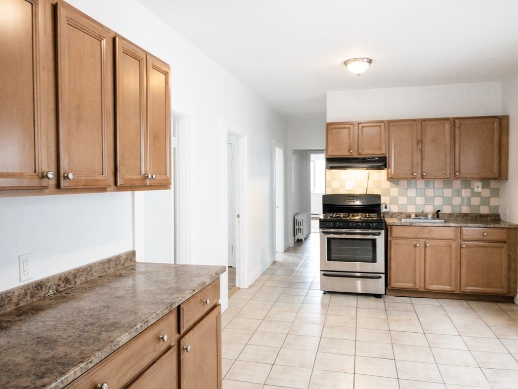 34 Trull St #2, Somerville, MA 02145