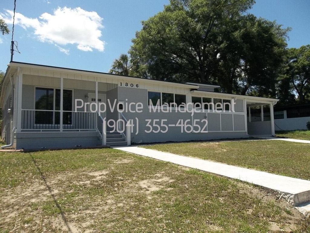 1306 Morgana Rd, Jacksonville, FL 32211