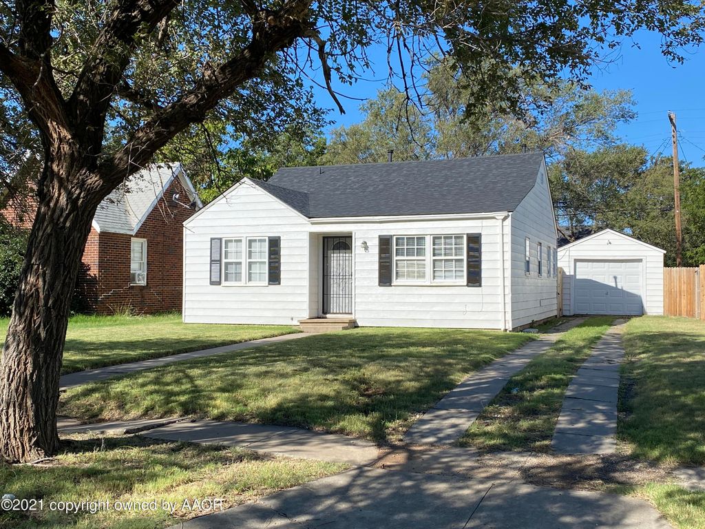 910 S Fannin St, Amarillo, TX 79102
