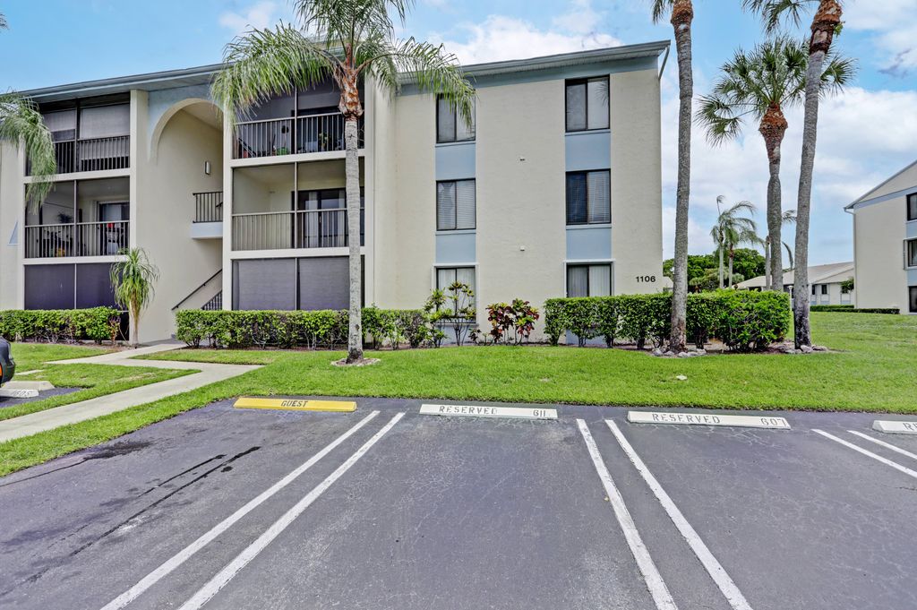 1106 Green Pine Blvd #82, West Palm Beach, FL 33409