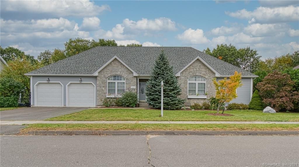 120 Bird Rd, Bristol, CT 06010