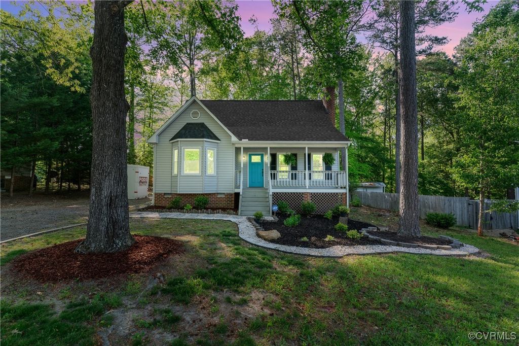 7018 Pointer Ridge Rd, Midlothian, VA 23112