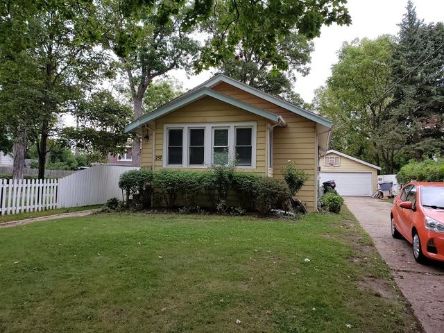 237 S  Orchard Ave, Waukegan, IL 60085