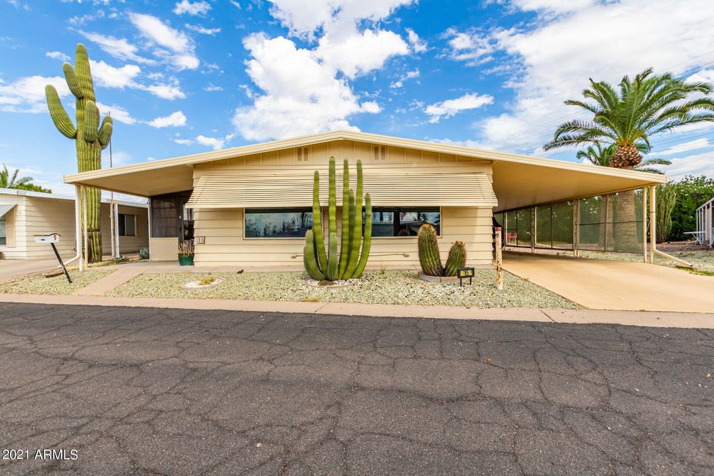 120 N Val Vista Dr #15, Mesa, AZ 85213
