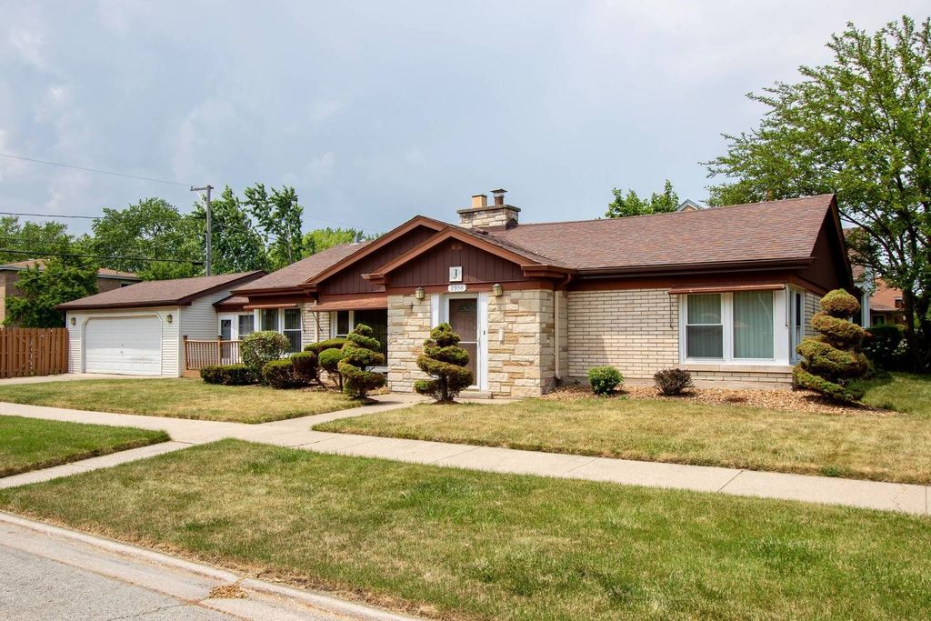 2936 W 93rd St, Evergreen Park, IL 60805 Trulia