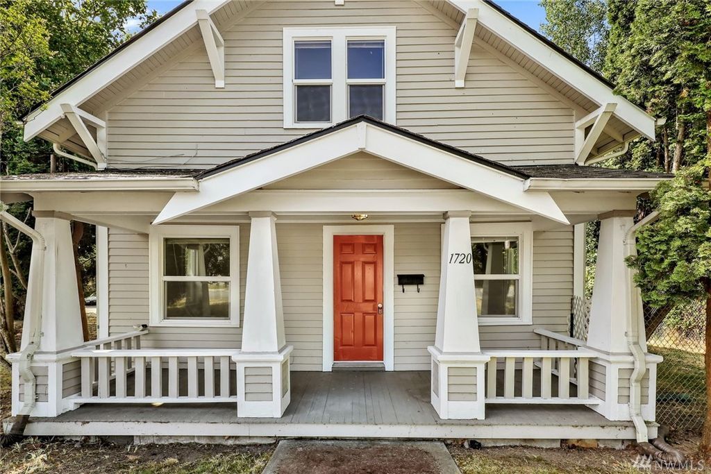 1720 Alabama St, Bellingham, WA 98229