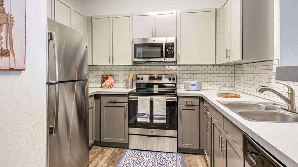 12300 Singletree Ln #12310-2139, Eden Prairie, MN 55344