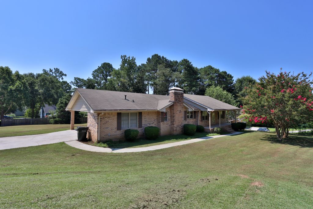 3172 Scenic Hwy S, Snellville, GA 3 Bed, 2 Bath SingleFamily Home