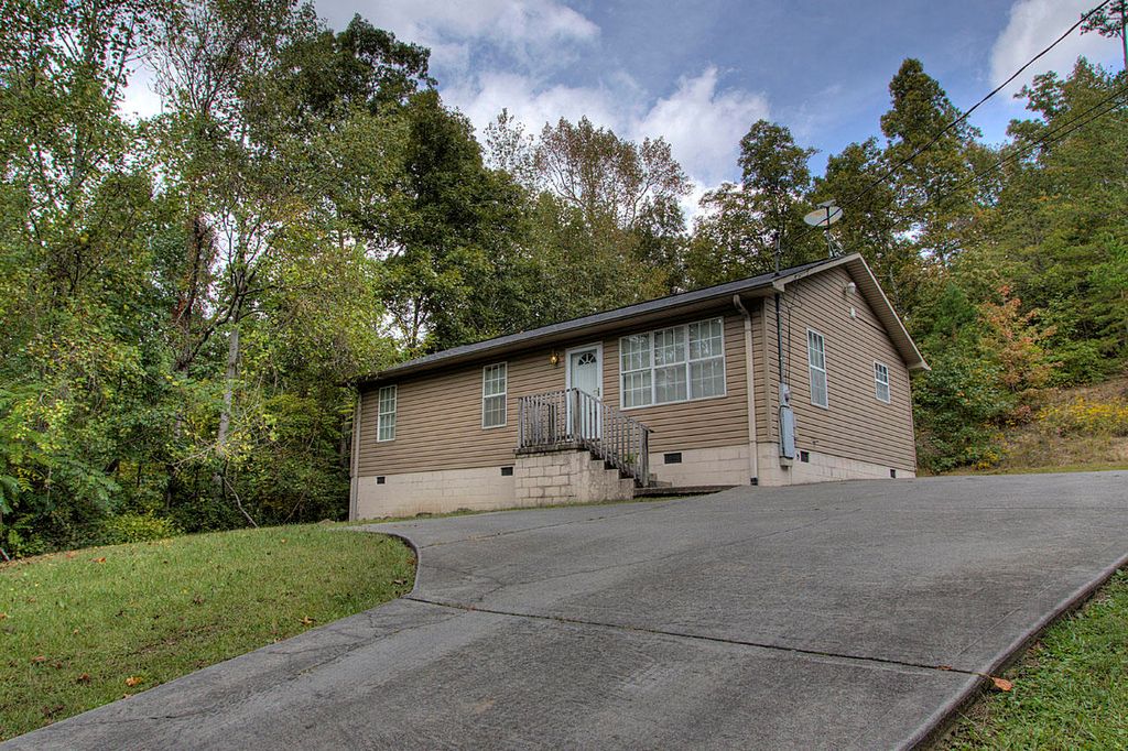 146 Richards Dr, Oliver Springs, TN 37840 Trulia