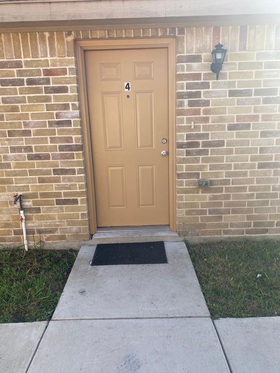 527 Lotto Ln #4, Edinburg, TX 78541