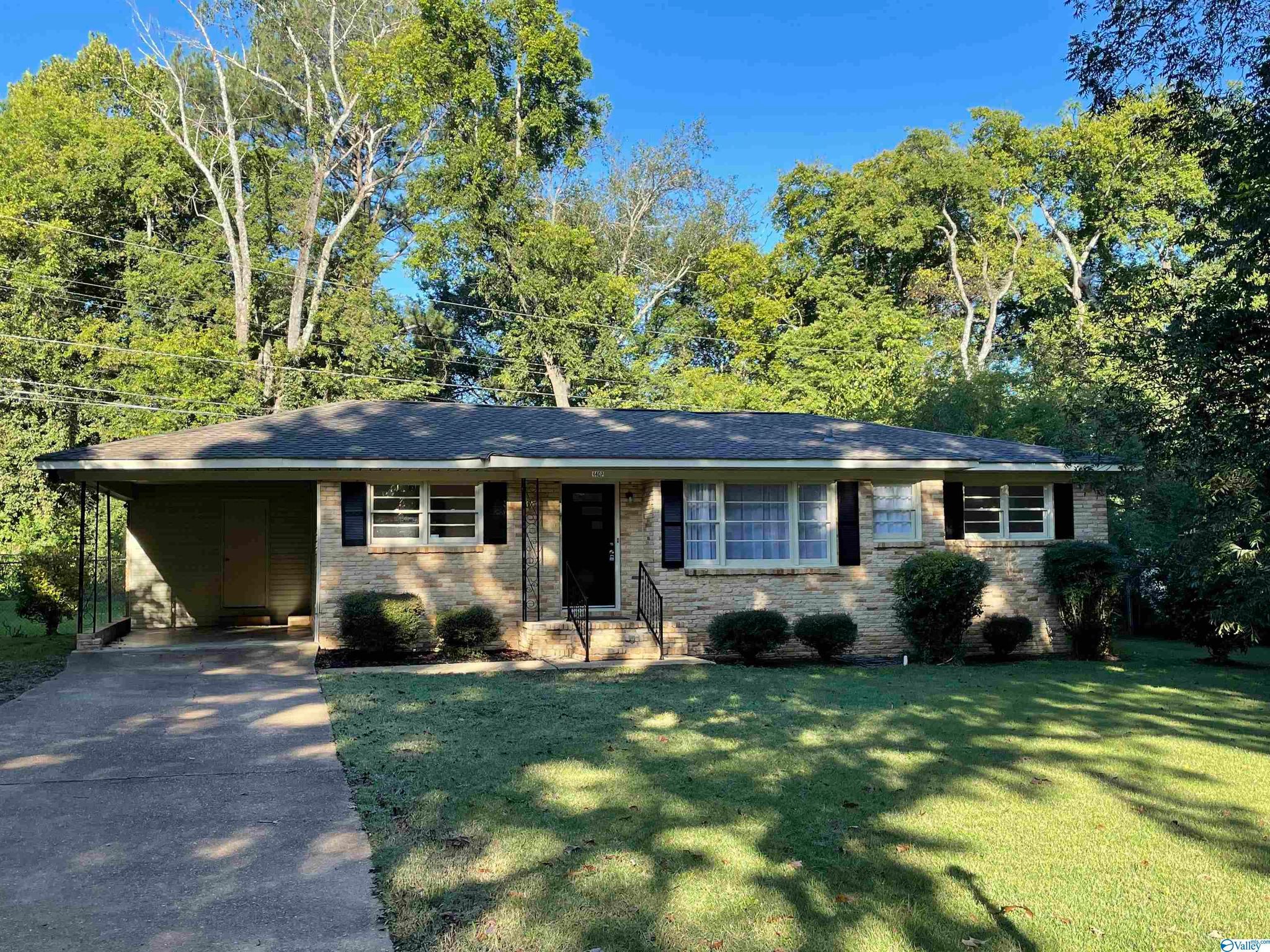 1407 Brook Hollow Cir NW, Huntsville, AL 35816 Trulia