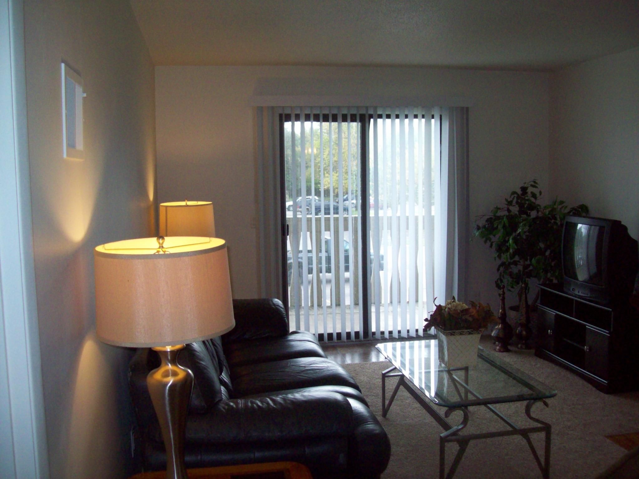 1815 Golfview Dr 5, Essexville, MI 2 Bed, 1 Bath Apartment 19