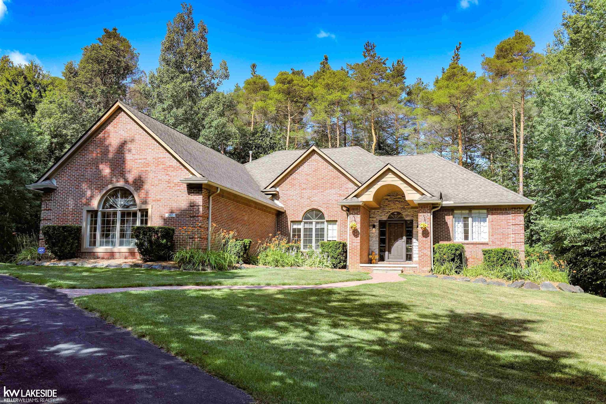 202 Astor Knolls Dr, Ortonville, MI 48462 Trulia