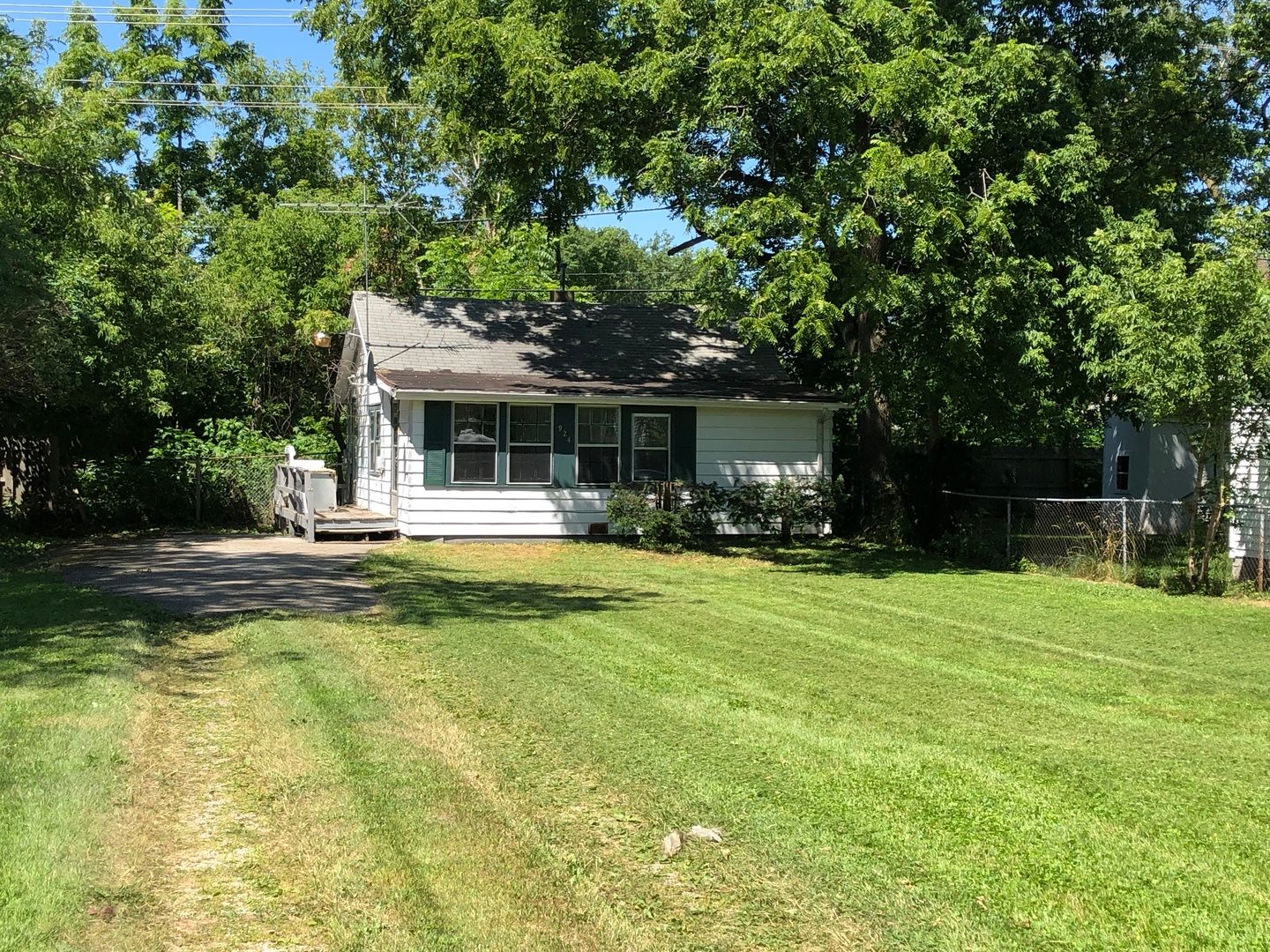 924 Fulton Ave, Winthrop Harbor, IL 60096 Trulia