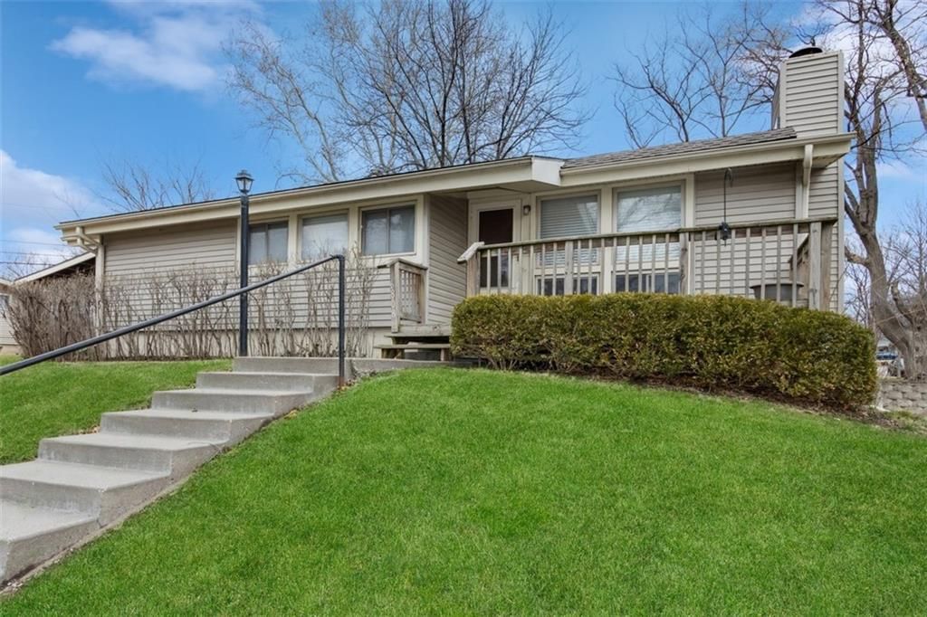 6808 NW 78th St, Kansas City, MO 64152 - See Est. Value, Schools & More