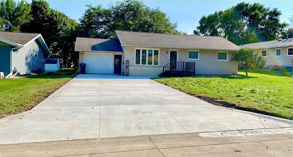 516 5th St SW, Orange City, IA 51041 Trulia