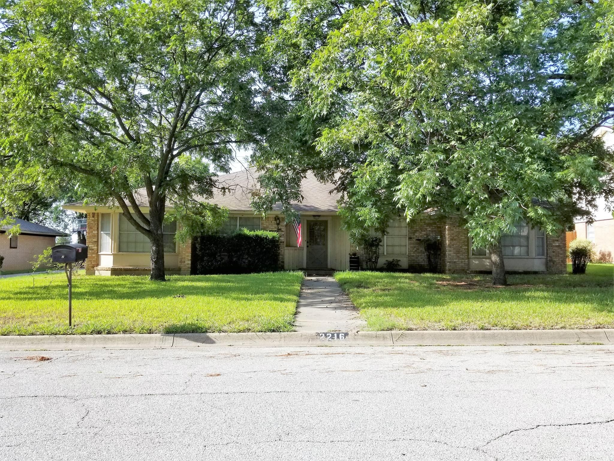 2216 Foxcroft Cir, Denton, TX 76209 Trulia