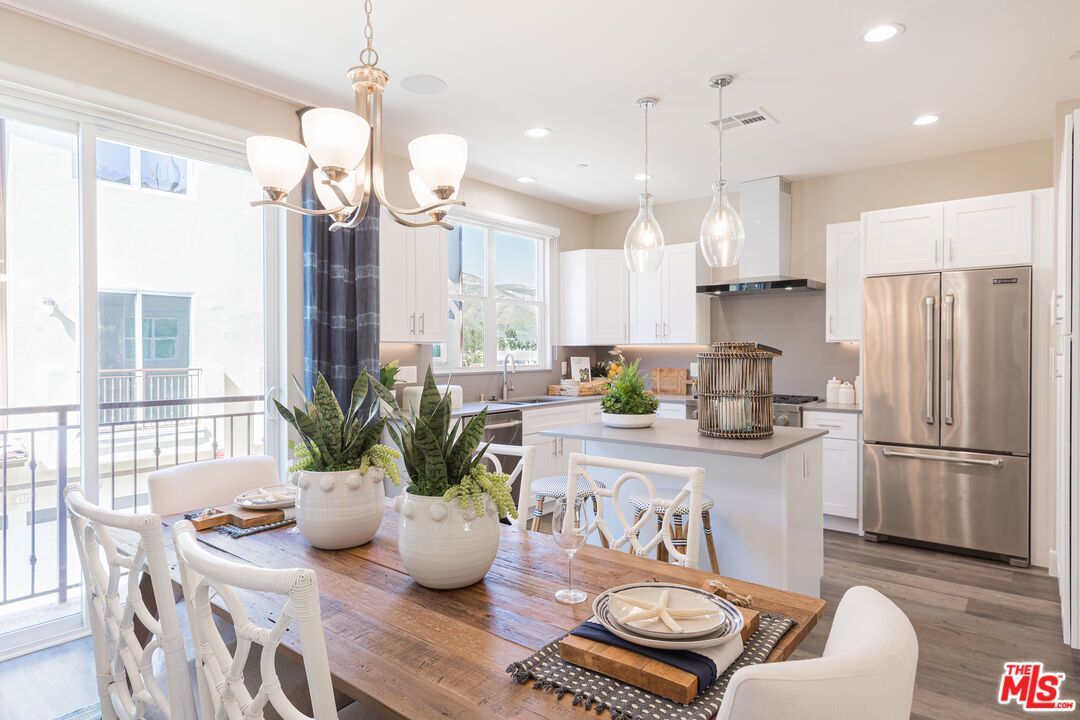 4445 Paxton Pl, Calabasas, CA 91302 Trulia