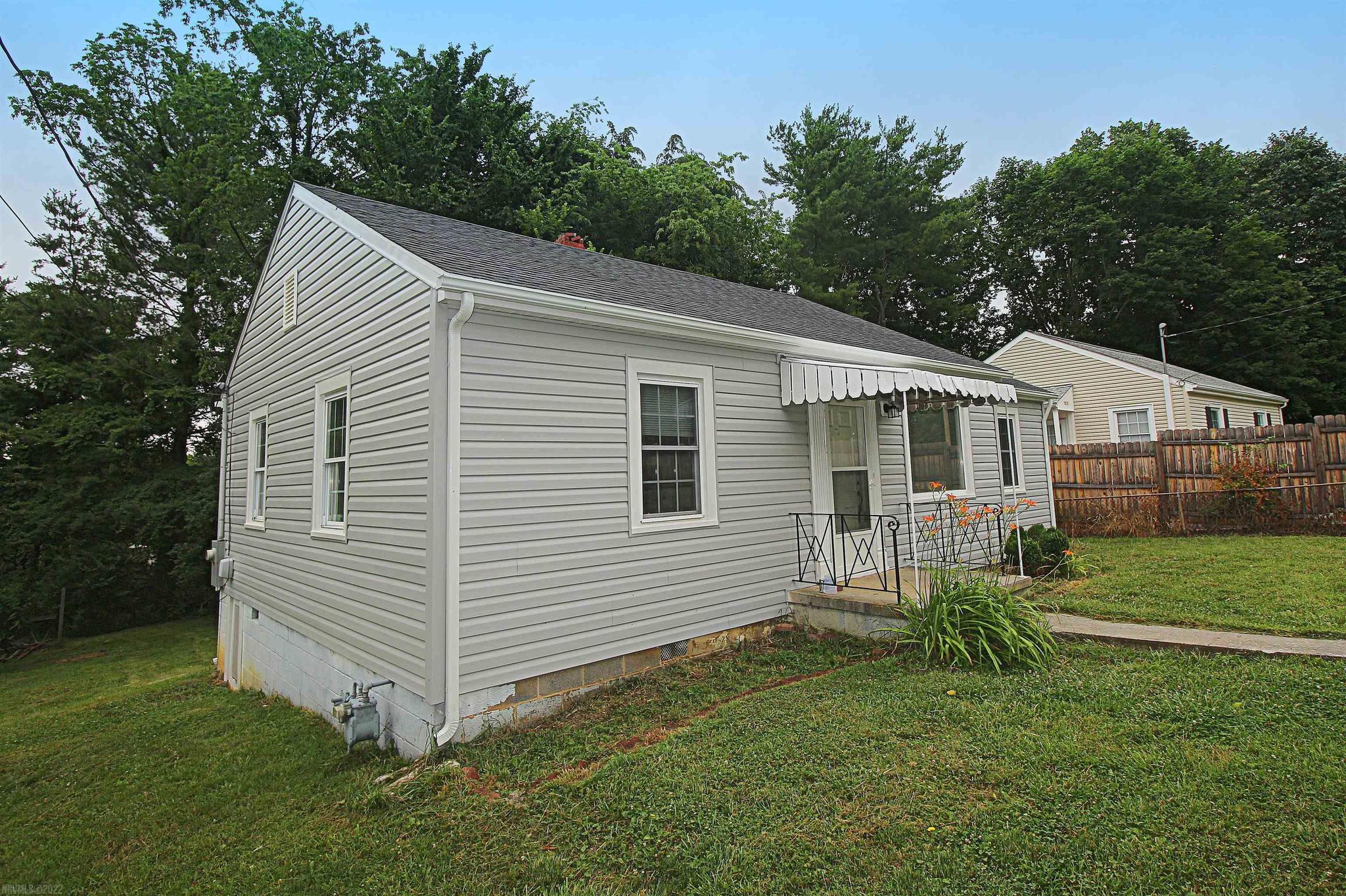 1033 Carson St, Radford, VA 24141 Trulia
