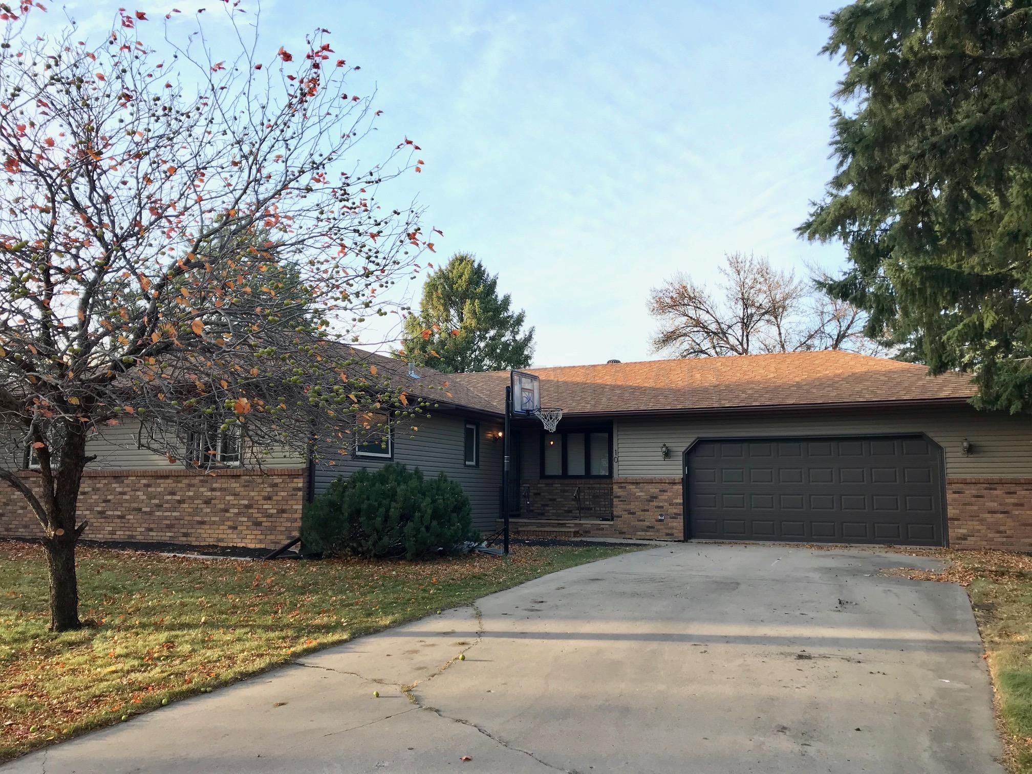 10 37th Ave S, Moorhead, MN 56560 Trulia