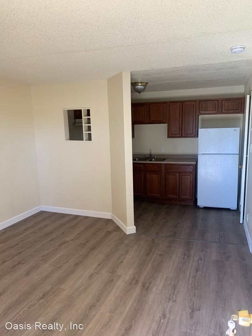 3712 Royal Crest St 5, Paradise, NV 89119 Trulia