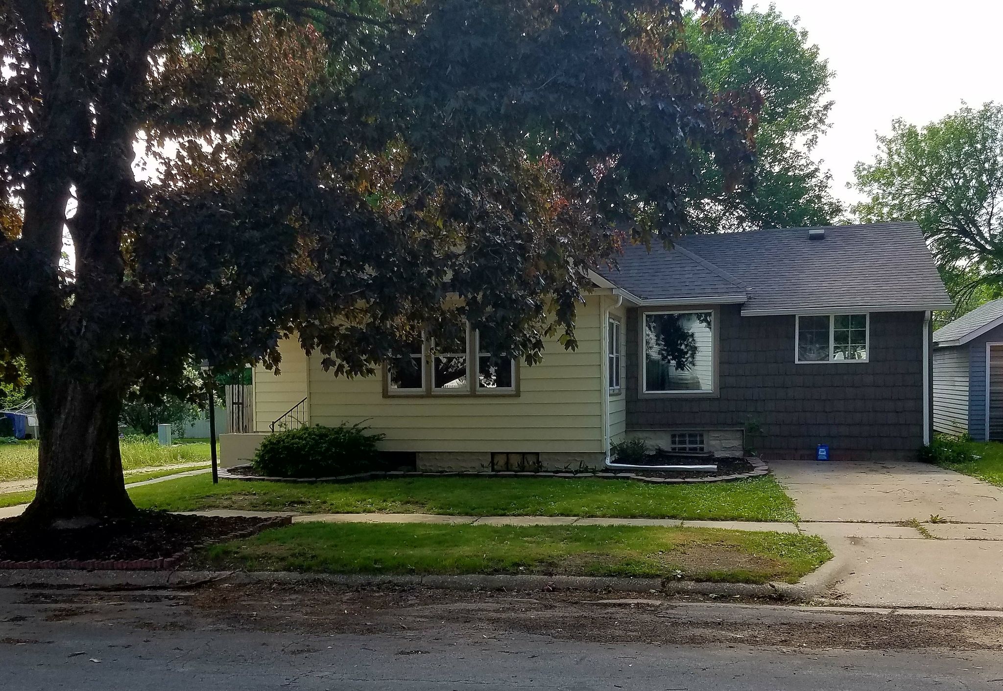 512 2nd Ave NW, Oelwein, IA 50662 Trulia