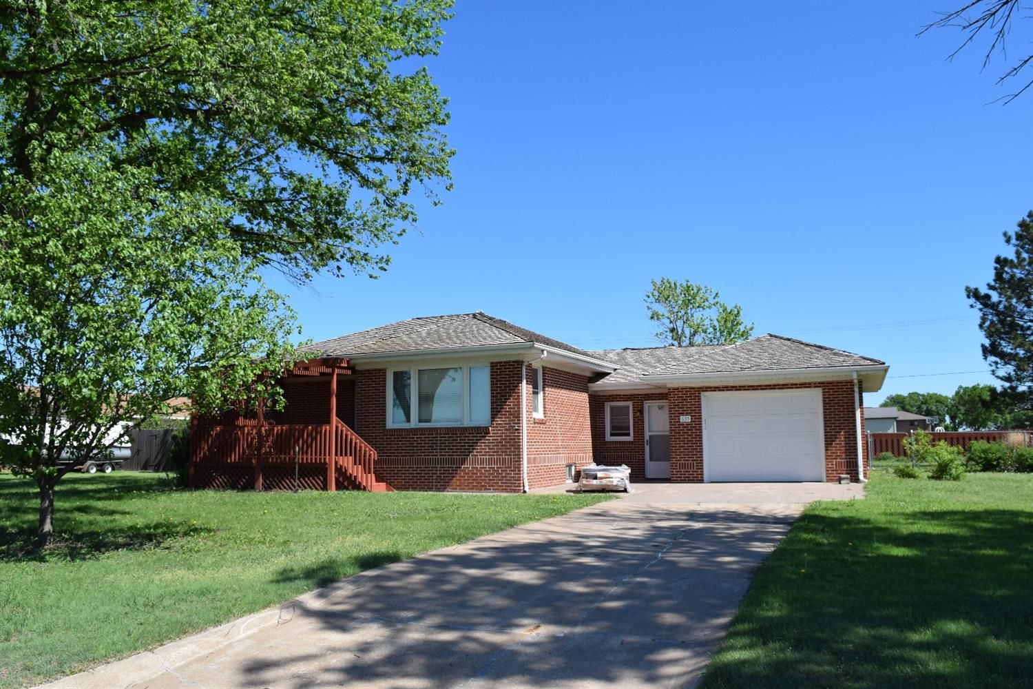 655 W 15th St, Russell, KS 67665 Trulia