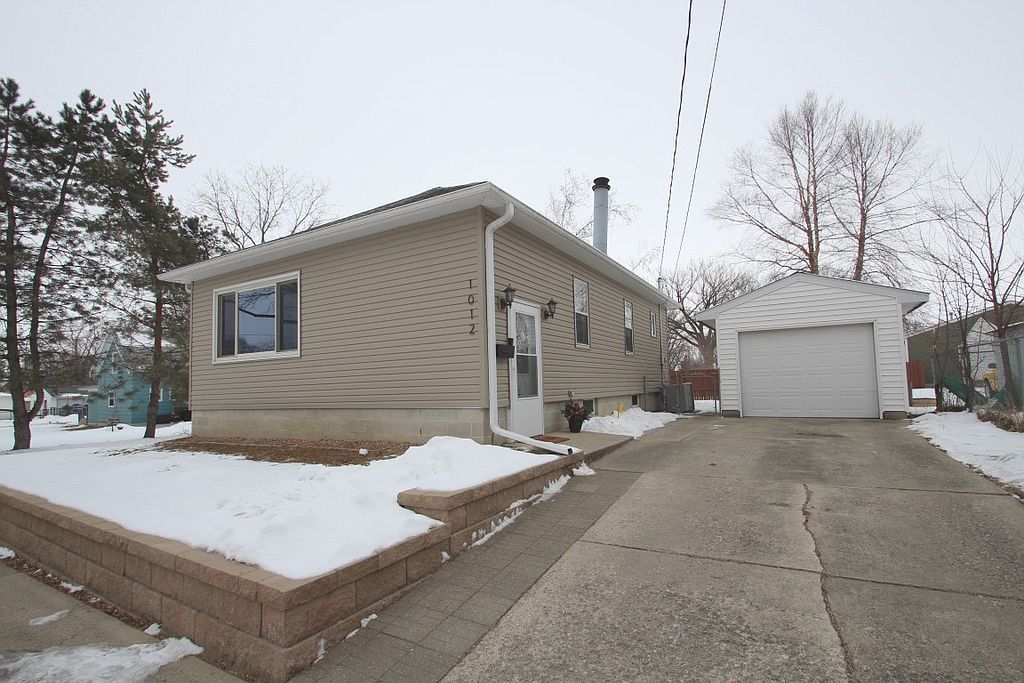 1012 8th St SW, Mason City, IA 50401 Trulia