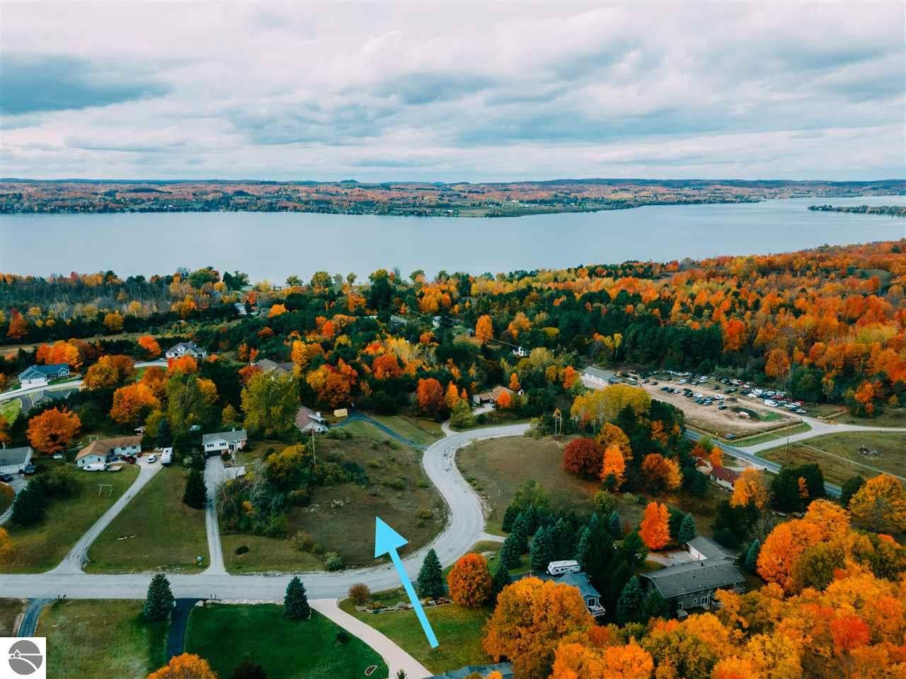 7096 S Whispering Hills Dr, Traverse City, MI 49684 Trulia