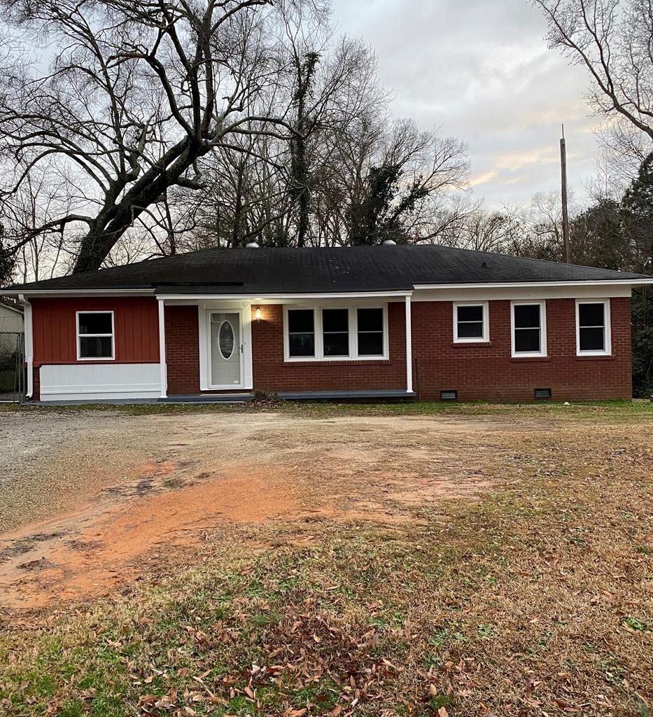 703 Cokesbury St, Greenwood, SC 29649 Trulia