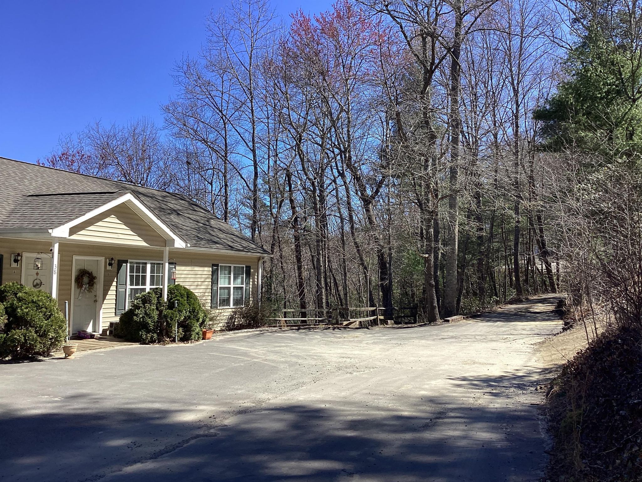 38 Lone Coyote Rdg C, Fletcher, NC 28732 Trulia