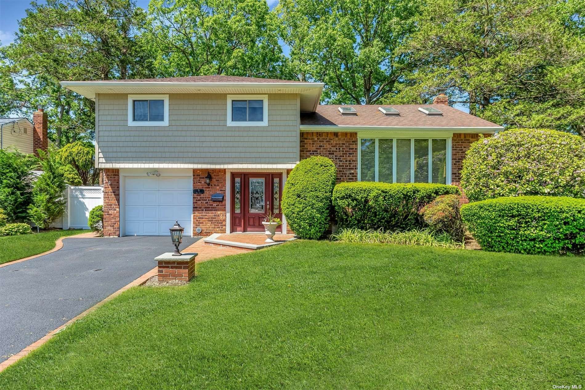 9 Joan Lane, Massapequa Park, NY 11762 Trulia