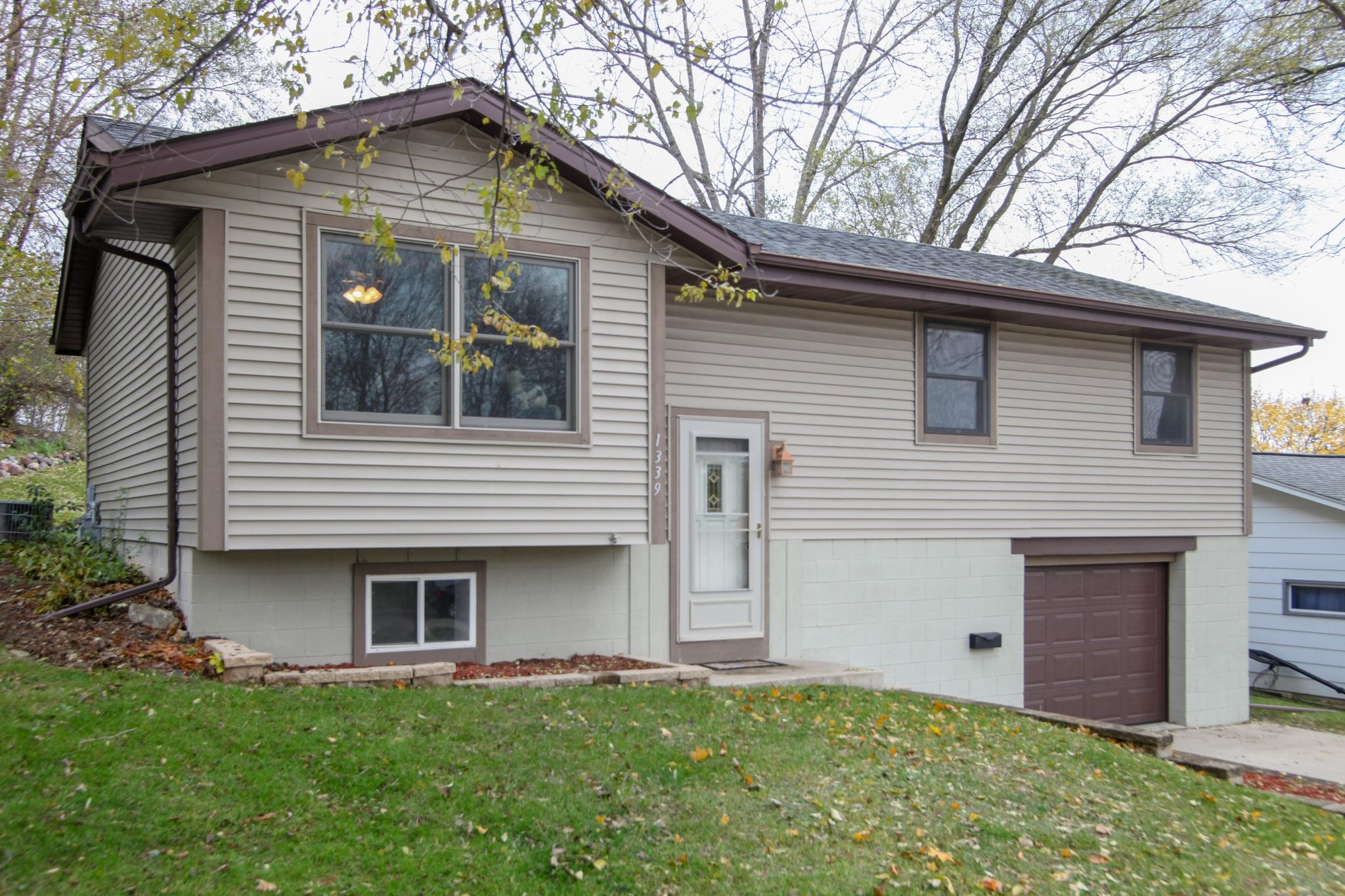 1339 N 11th Ave, West Bend, WI 53090 Trulia