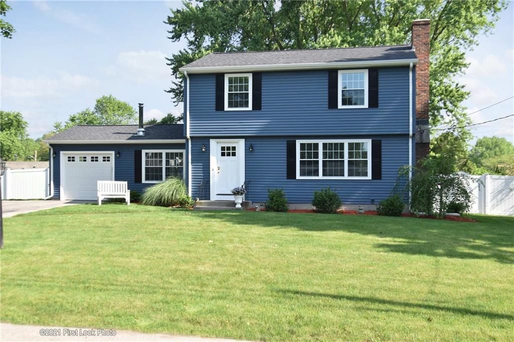 8 Maplewood Dr, Cumberland, RI 02864 Trulia