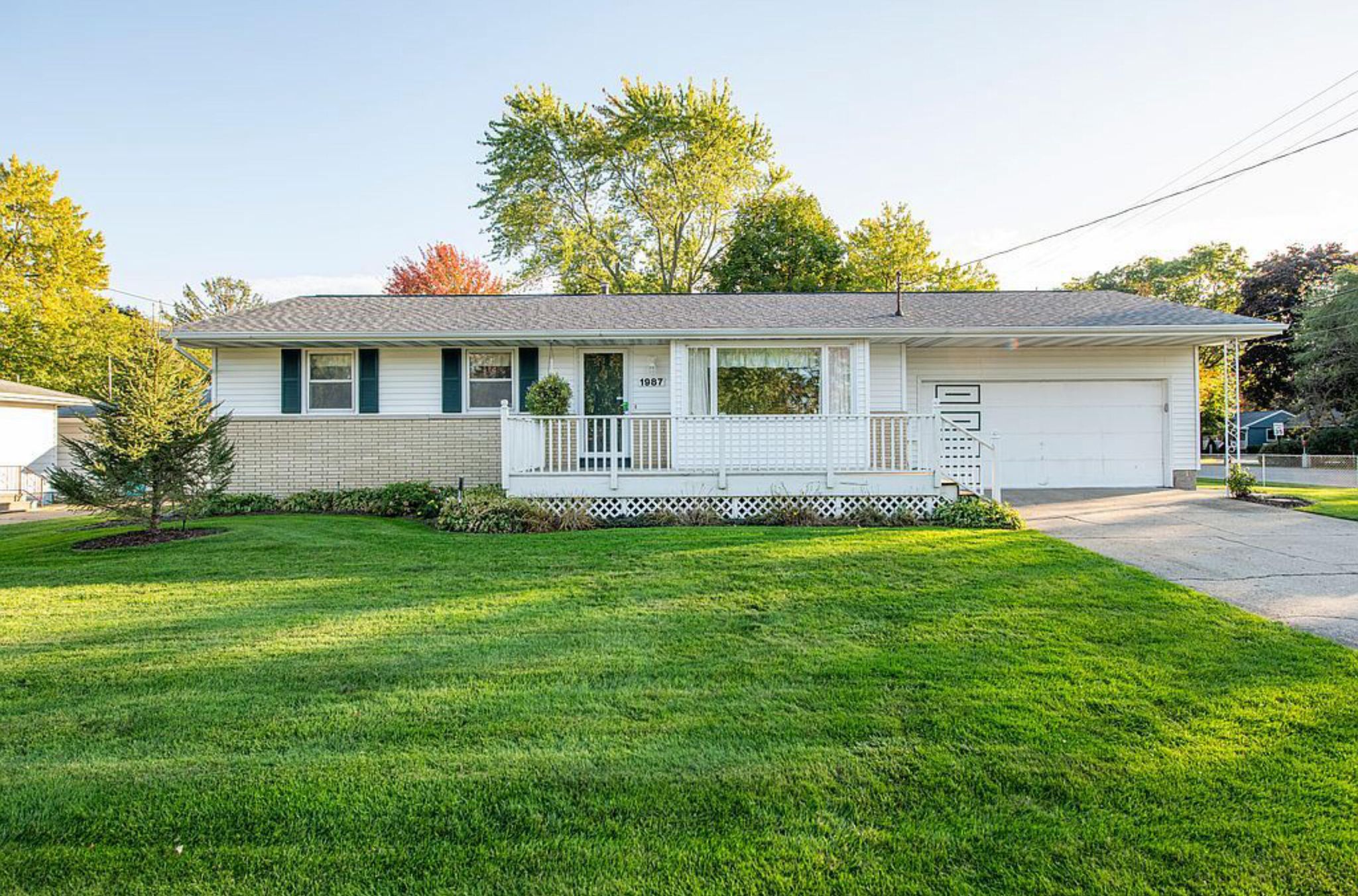 1987 Southwood Ave, Norton Shores, MI 49441 Trulia
