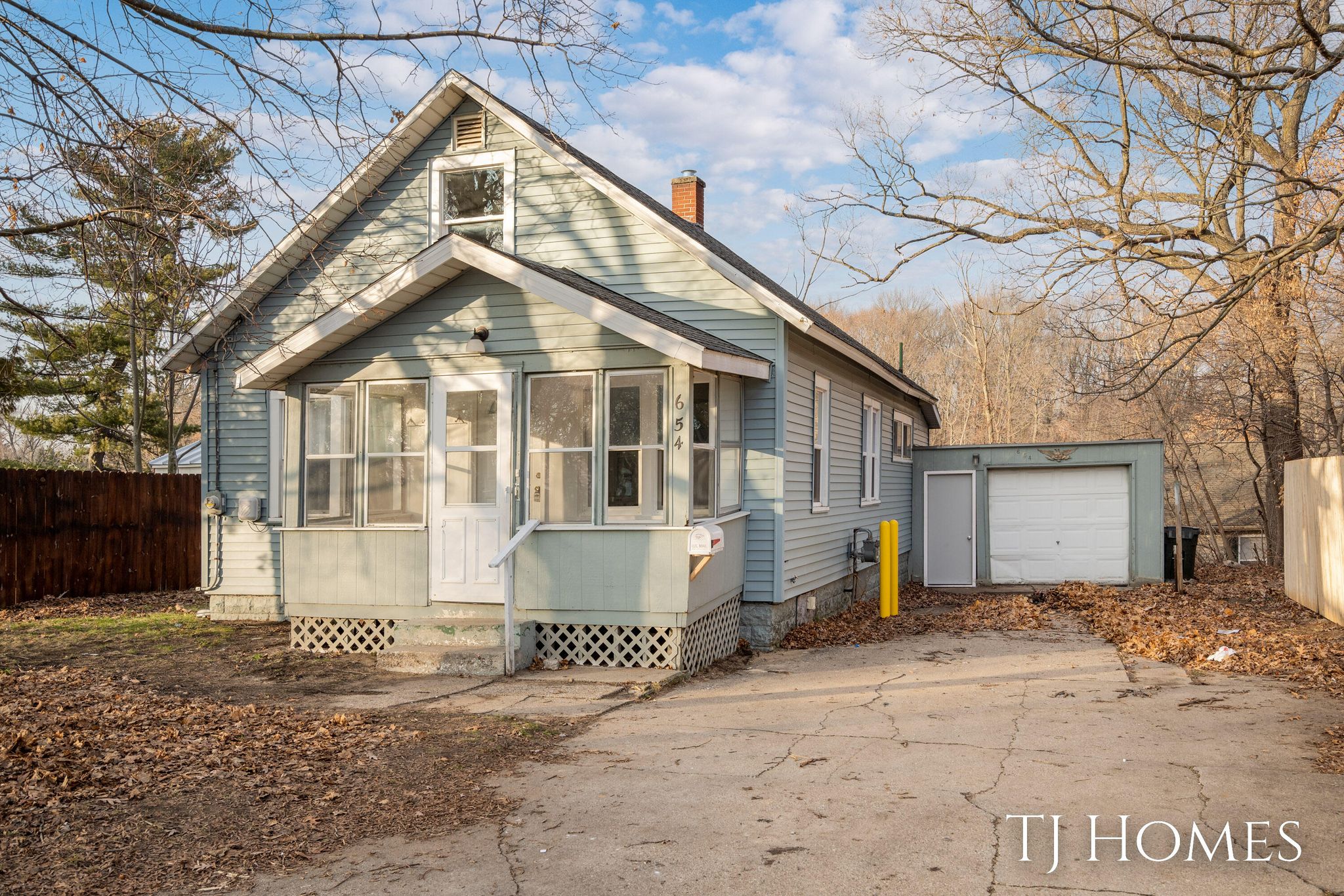 654 Wesley Ave, Muskegon, MI 49442 Trulia(00)